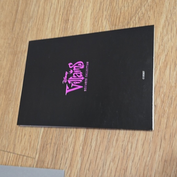 Disney Designer Villains 2012 Note Card Ursula - Picture 5 of 9